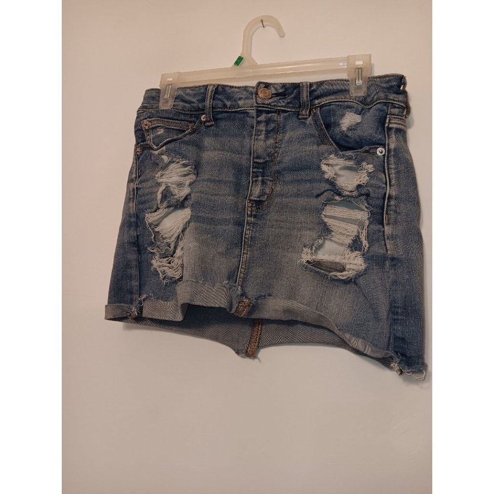 American eagle next level stretch distressed denim skirt size 8 women